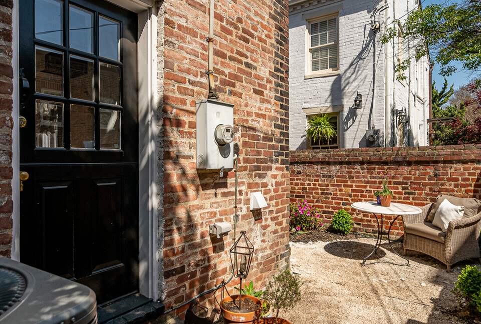 Historic 1808 Alexandria Home - Alexandria, Virginia