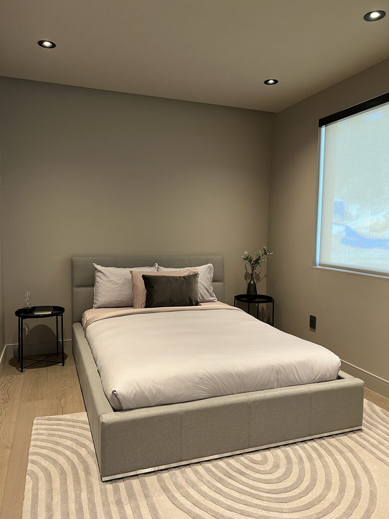 Contemporary Mountain Getaway - Whistler, Canada