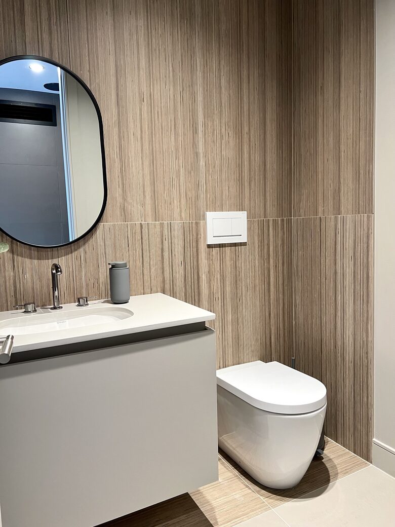 Contemporary Mountain Getaway - Whistler, Canada