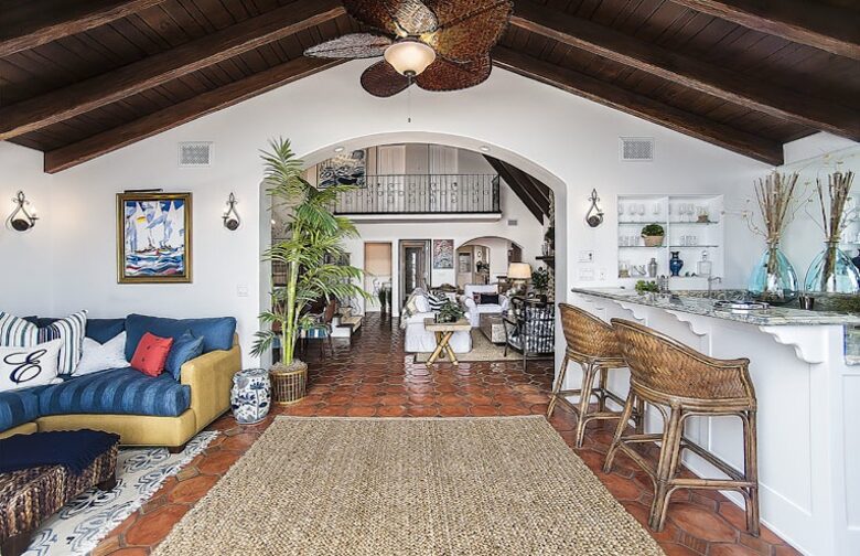 Malibu Beach Bungalow - Malibu, California