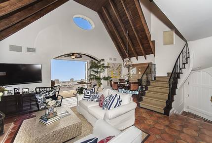 Malibu Beach Bungalow - Malibu, California