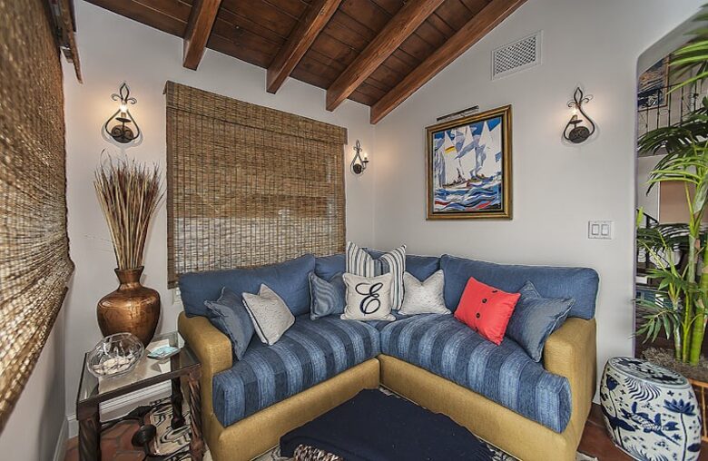 Malibu Beach Bungalow - Malibu, California