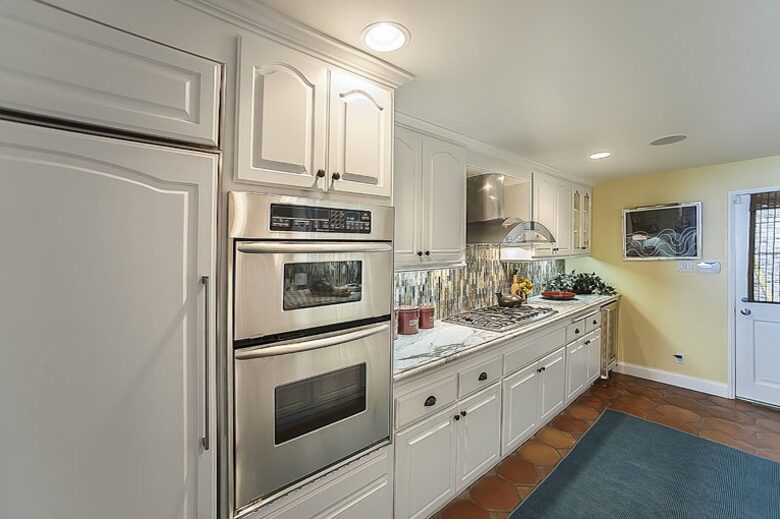 Malibu Beach Bungalow - Malibu, California