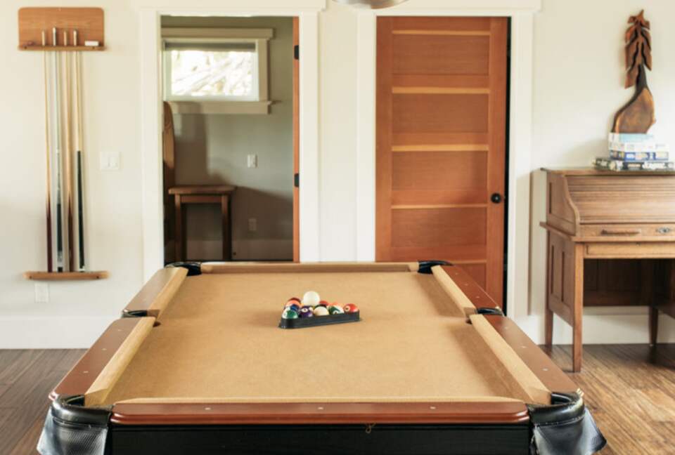 Jensen’s Bay Waterfront Wonderland - Tofino, Canada