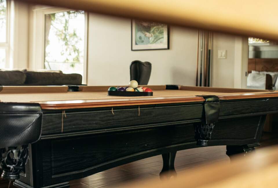 Jensen’s Bay Waterfront Wonderland - Tofino, Canada