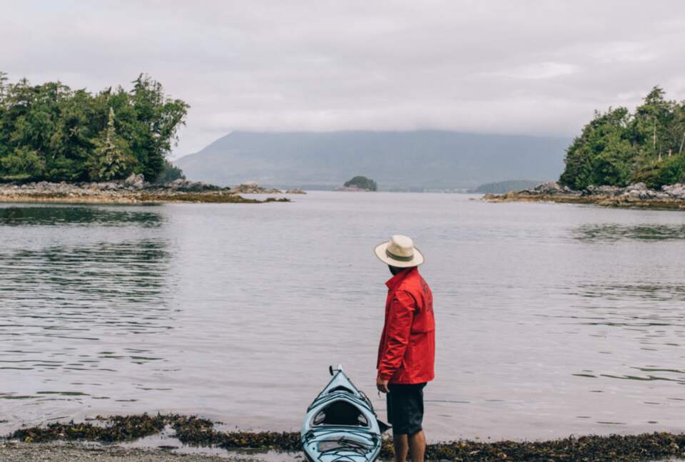 Jensen’s Bay Waterfront Wonderland - Tofino, Canada