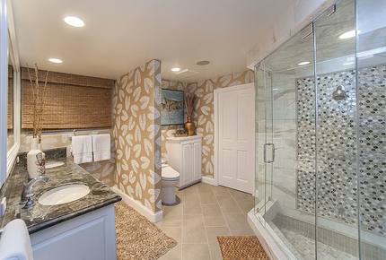 Malibu Beach Bungalow - Malibu, California