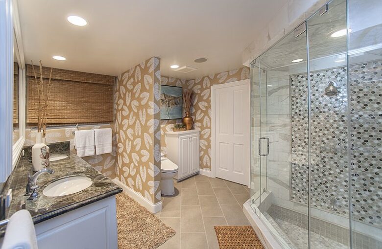 Malibu Beach Bungalow - Malibu, California