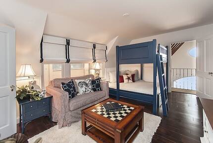 Malibu Beach Bungalow - Malibu, California