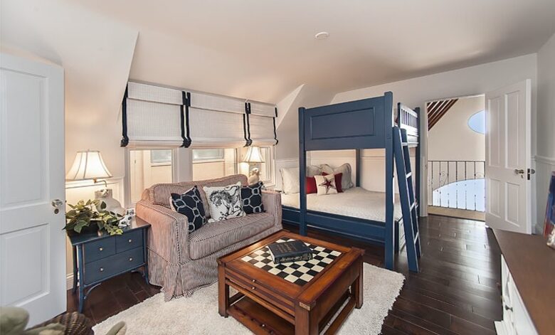 Malibu Beach Bungalow - Malibu, California