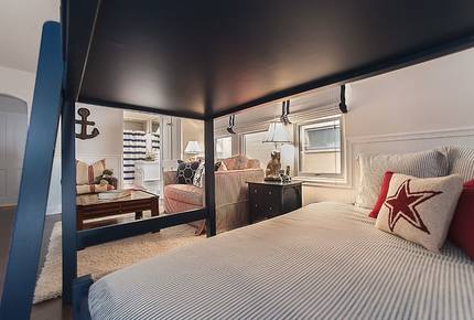 Malibu Beach Bungalow - Malibu, California