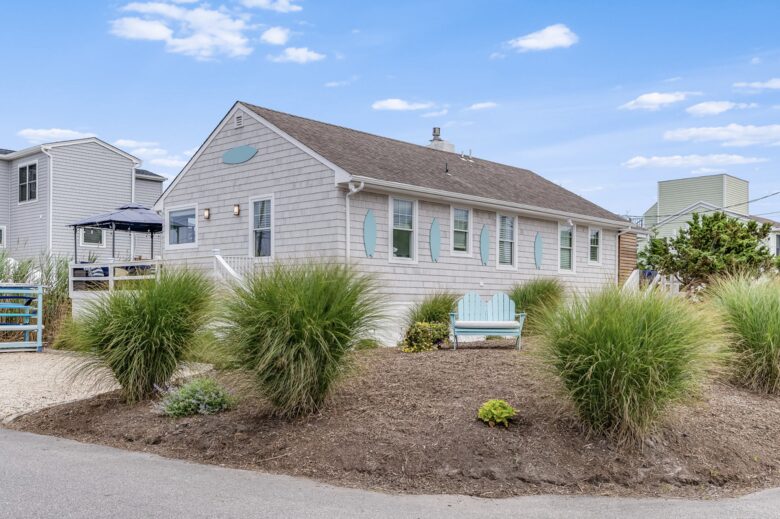 Dune Roe - Westhampton Beach, New York