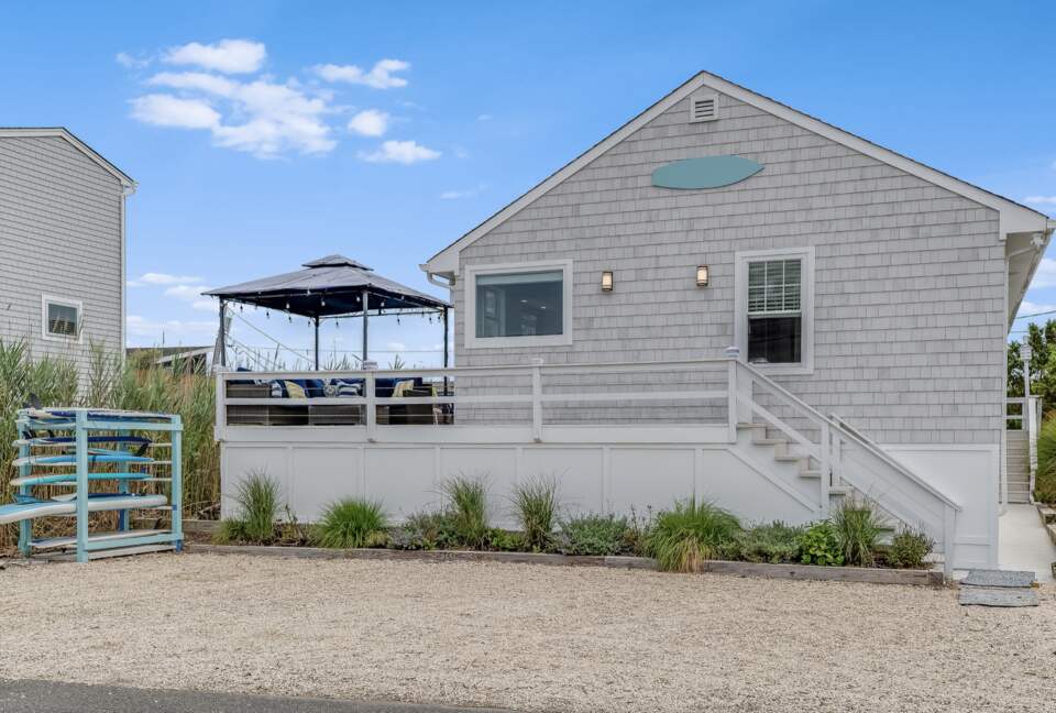 Dune Roe - Westhampton Beach, New York