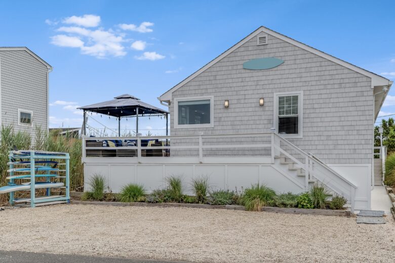 Dune Roe - Westhampton Beach, New York