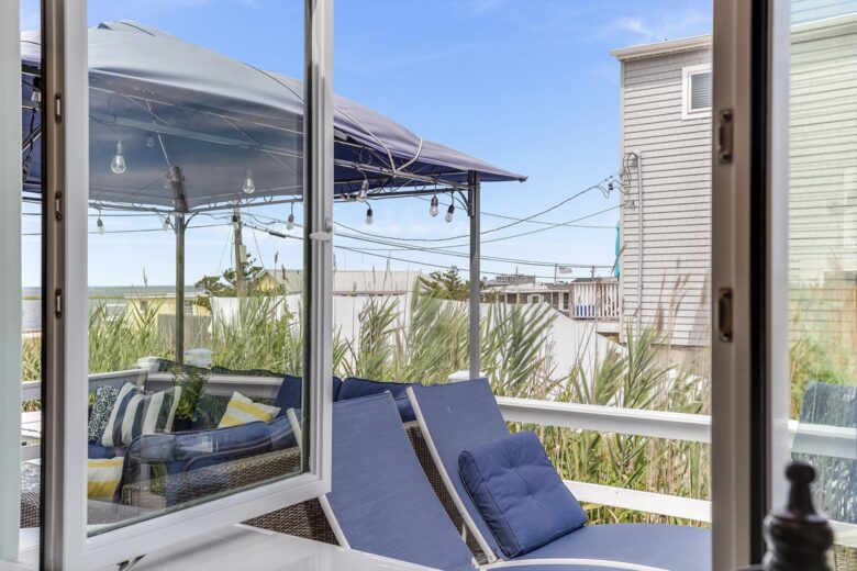 Dune Roe - Westhampton Beach, New York