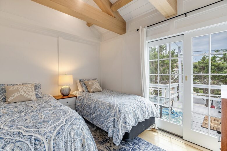 Dune Roe - Westhampton Beach, New York