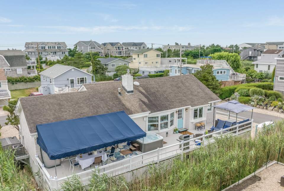 Dune Roe - Westhampton Beach, New York