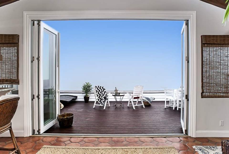 Malibu Beach Bungalow - Malibu, California