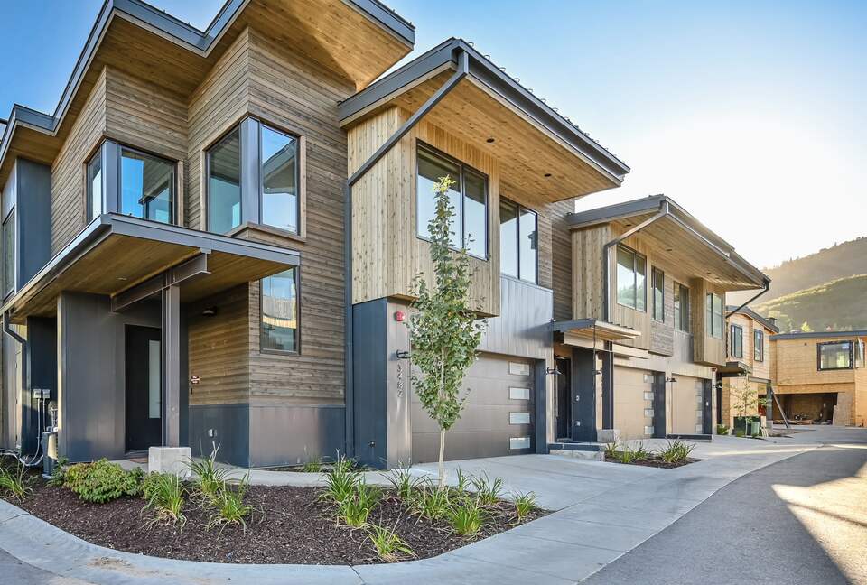 Luxury Ski-In Townhome | With Private Hot Tub - Park City, Utah