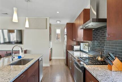 Nashville Executive Retreat | Between Music Row & Downtown - Nashville, Tennessee