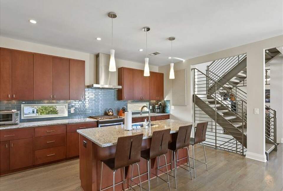 Nashville Executive Retreat | Between Music Row & Downtown - Nashville, Tennessee