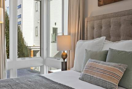 Nashville Executive Retreat | Between Music Row & Downtown - Nashville, Tennessee