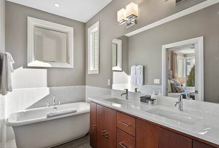 Nashville Executive Retreat | Between Music Row & Downtown - Nashville, Tennessee