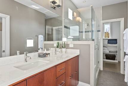 Nashville Executive Retreat | Between Music Row & Downtown - Nashville, Tennessee