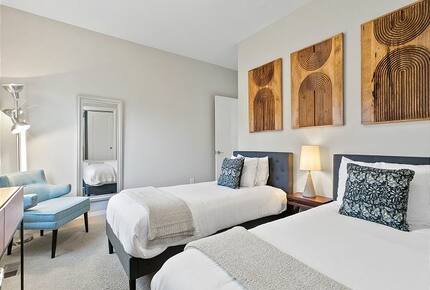 Nashville Executive Retreat | Between Music Row & Downtown - Nashville, Tennessee