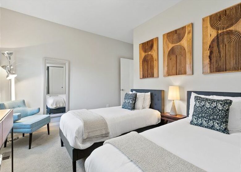 Nashville Executive Retreat | Between Music Row & Downtown - Nashville, Tennessee