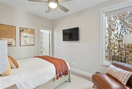 Nashville Executive Retreat | Between Music Row & Downtown - Nashville, Tennessee