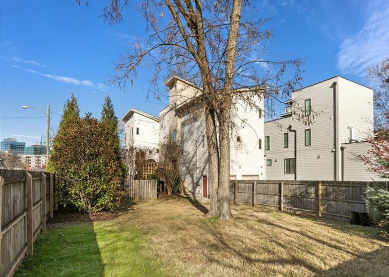 Nashville Executive Retreat | Between Music Row & Downtown - Nashville, Tennessee