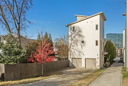 Nashville Executive Retreat | Between Music Row & Downtown - Nashville, Tennessee