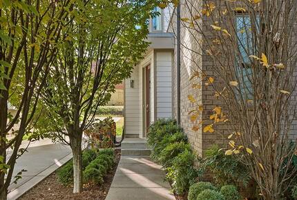 Nashville Executive Retreat | Between Music Row & Downtown - Nashville, Tennessee