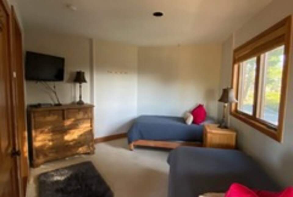 Spacious Mountain Home with Gorgeous Views - Truckee, California