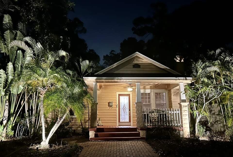 Craftsman Bungalow in Historic Kenwood - 3 Blocks to Central Ave! - St. Petersburg, Florida