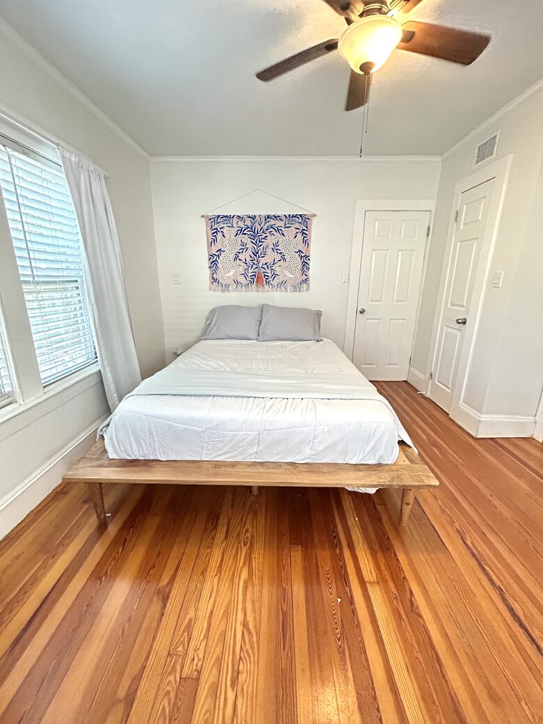 Craftsman Bungalow in Historic Kenwood - 3 Blocks to Central Ave! - St. Petersburg, Florida