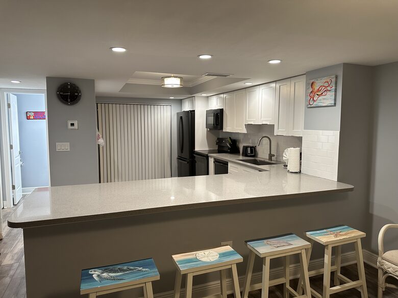 Wonderful large modern kitchen with balcony