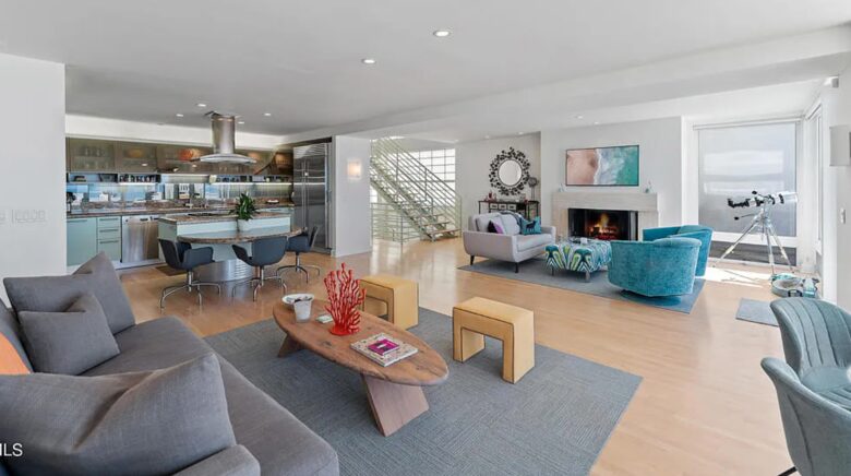 Le Reve Oceanfront Retreat - Oxnard, California