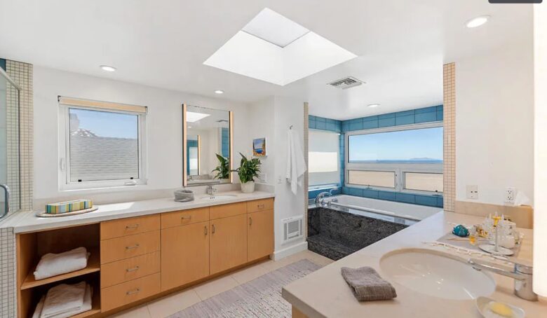 Le Reve Oceanfront Retreat - Oxnard, California