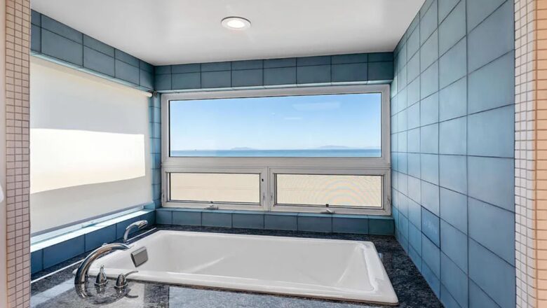 Le Reve Oceanfront Retreat - Oxnard, California