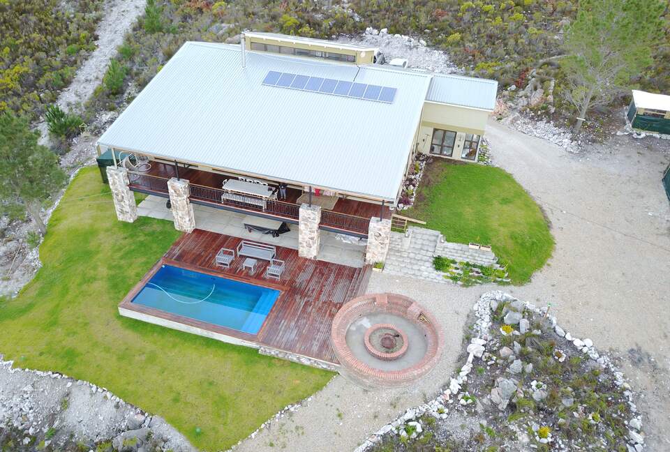 Bbos Villa - Baardskeedersbos, South Africa