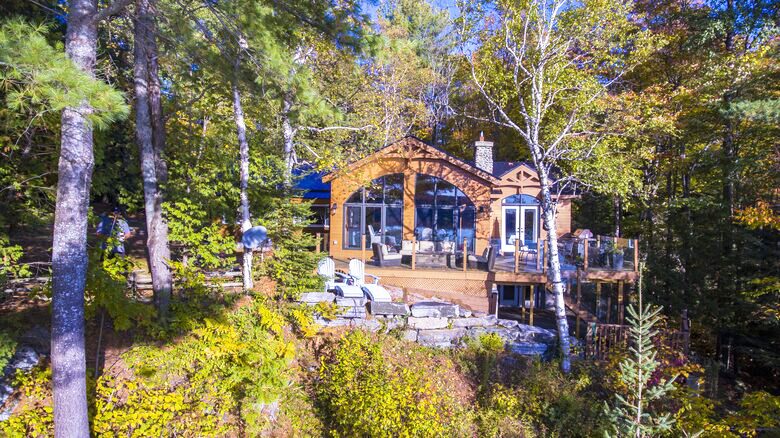 Sunset Luxury Cottage - Minden, Canada
