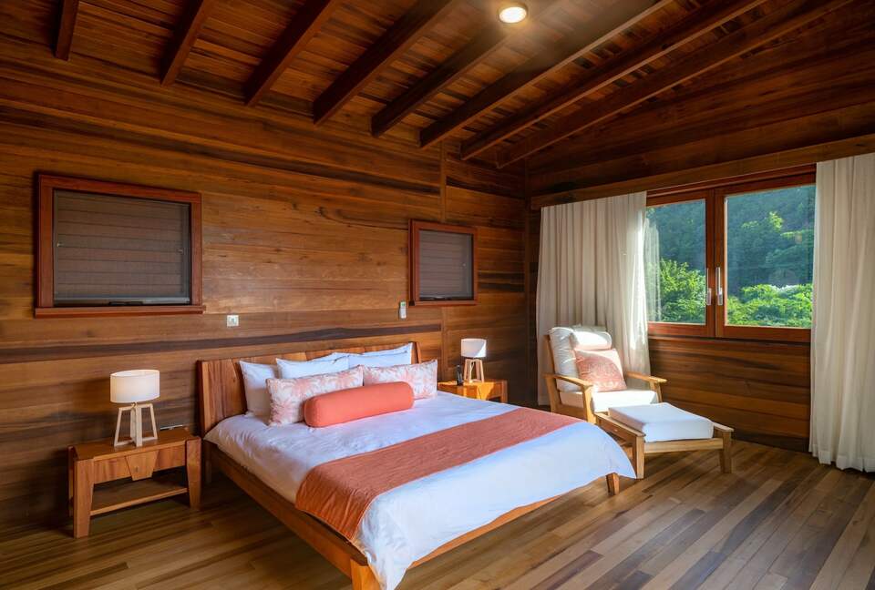 Secret Bay - Hillside Ti-Fèy Villa - Portsmouth, Dominica