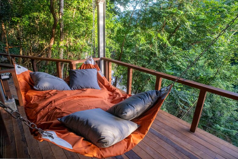 Secret Bay - Hillside Ti-Fèy Villa - Portsmouth, Dominica