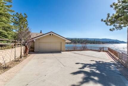 The Point | Lakefront Retreat with private beach and deep water dock - Big Bear Lake, California