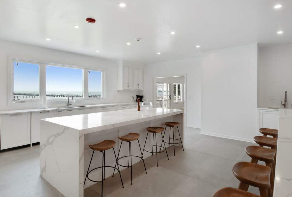 Cedar Cove Retreat | 13 Bedrooms Waterfront Estate with, Pool, Gym, and more - St. Michaels, Maryland