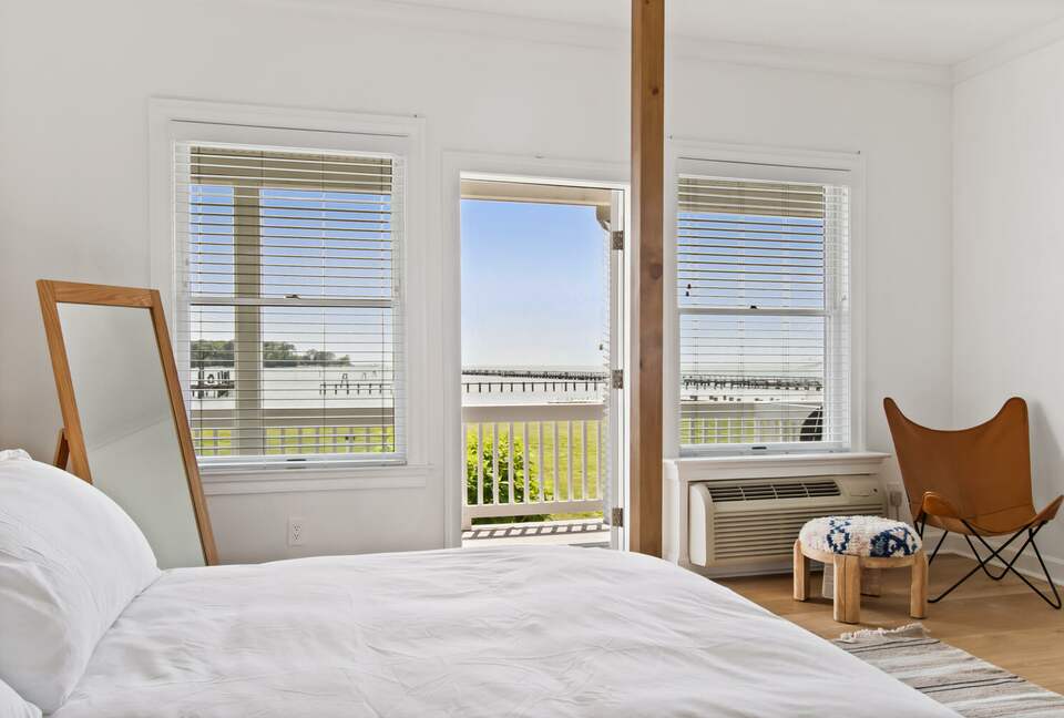 Cedar Cove Retreat | 13 Bedrooms Waterfront Estate with, Pool, Gym, and more - St. Michaels, Maryland