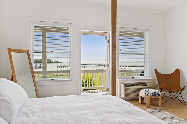 Cedar Cove Retreat | 13 Bedrooms Waterfront Estate with, Pool, Gym, and more - St. Michaels, Maryland