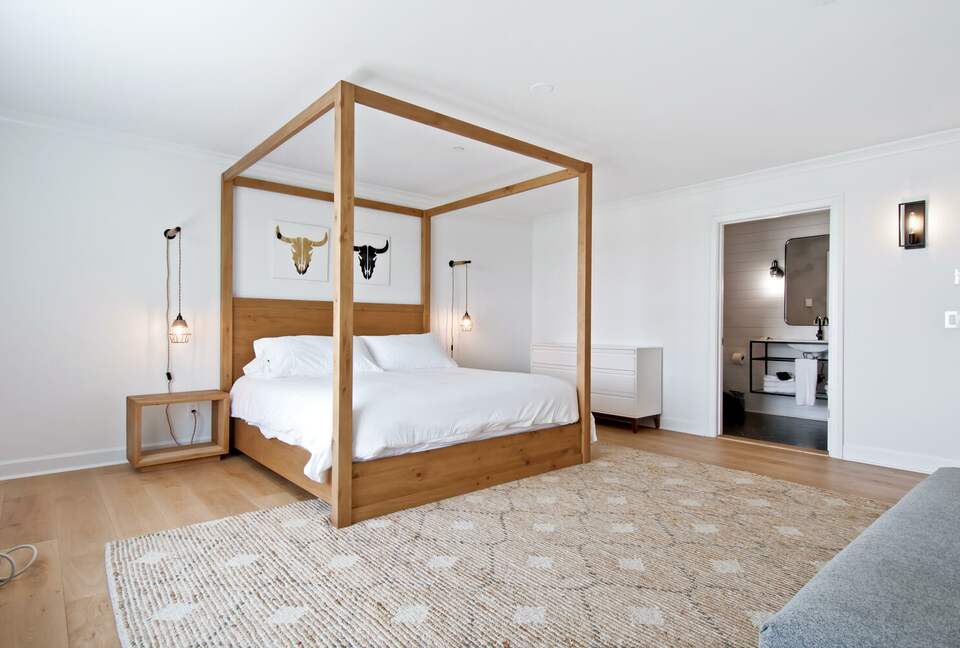 Cedar Cove Retreat | 13 Bedrooms Waterfront Estate with, Pool, Gym, and more - St. Michaels, Maryland